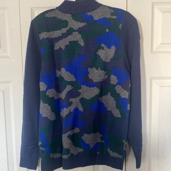 Lands'End XL (18-20) Camo Sweater - Picture 2 of 4